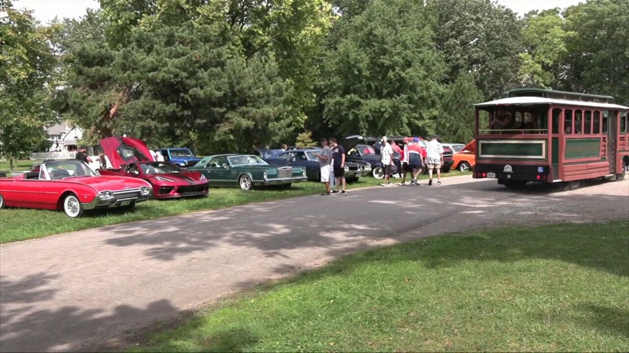 A record number of vehicles make "King" Car and Motorcycle show a success